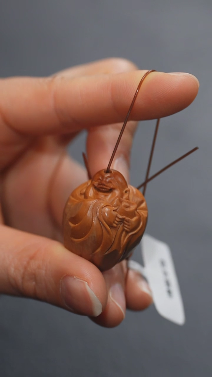 【闪购商品】橄榄核吊坠橄榄核