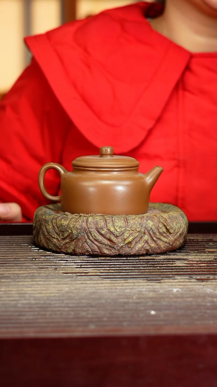 宜兴原矿紫砂壶茶壶宜兴原矿紫砂壶茶壶150C