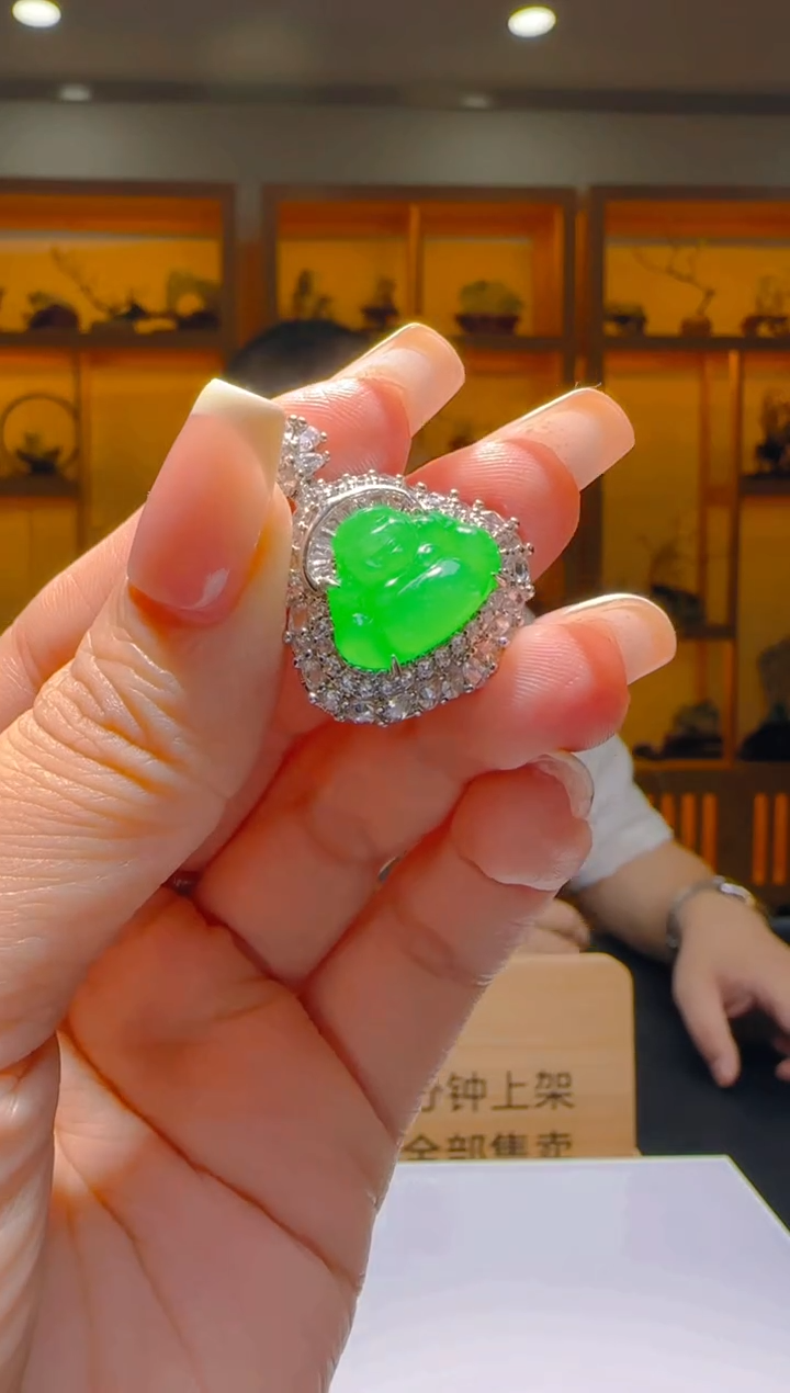 颈饰未镶嵌翡翠R-@@QJYY120101多样发其一