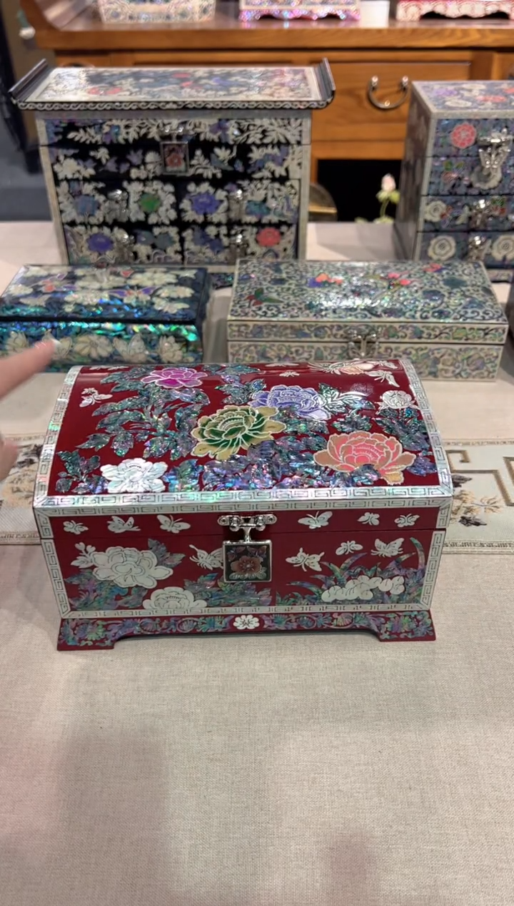 【闪购商品】按扣扇贝底弘贝雅螺钿漆器文化馆