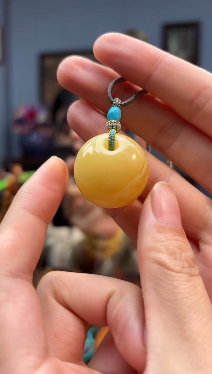 蜜蜡颈饰未镶嵌吊坠