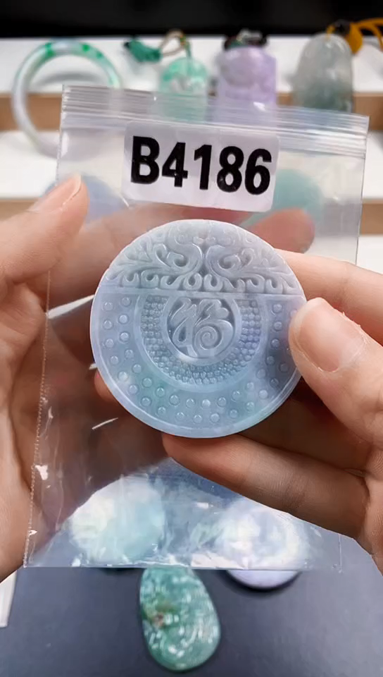 颈饰未镶嵌翡翠天然翡翠吊坠挂件