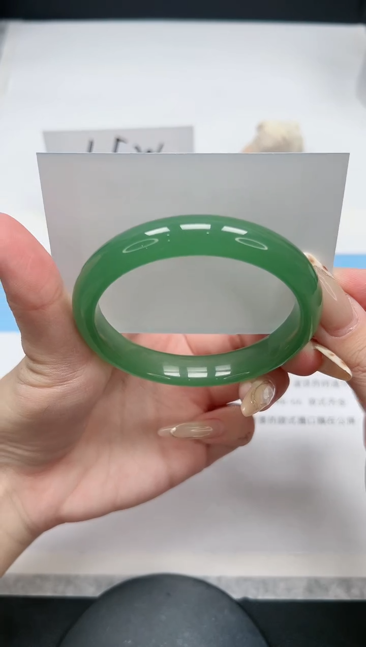 【闪购商品】石英质玉手镯未镶嵌37/东陵61.3