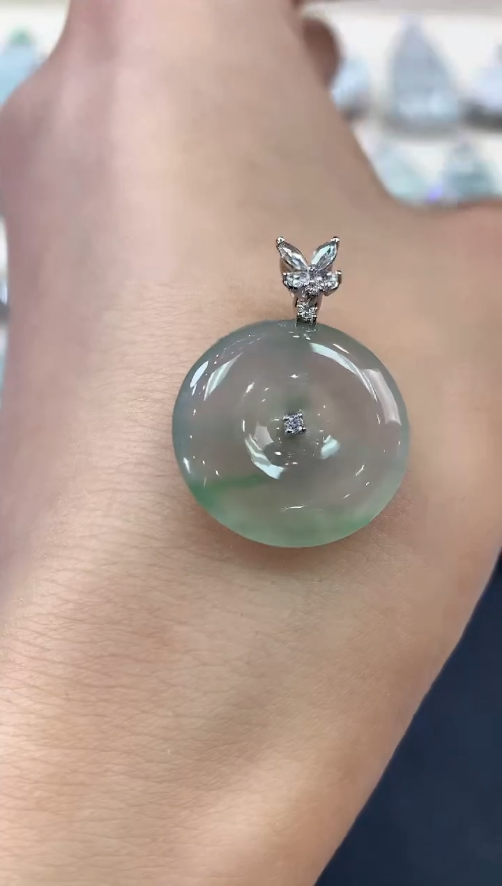 【闪购商品】翡翠吊坠(不含链)18K金镶嵌B59