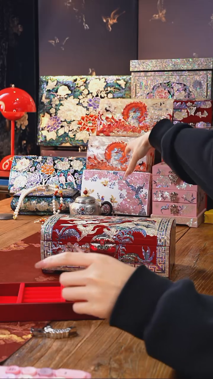 【闪购商品】瓷片螺钿工艺香椿木首饰盒