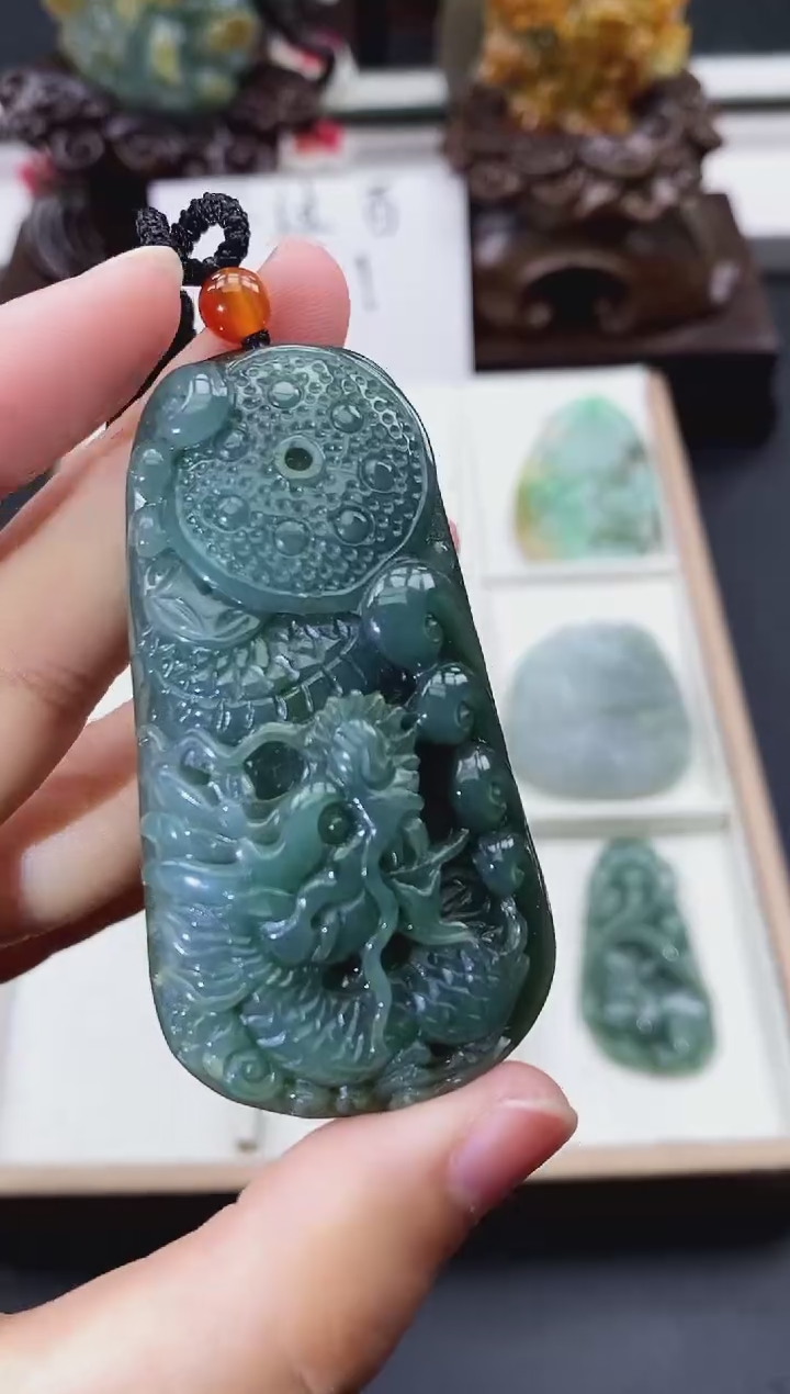 颈饰未镶嵌翡翠天然缅甸A货翡翠