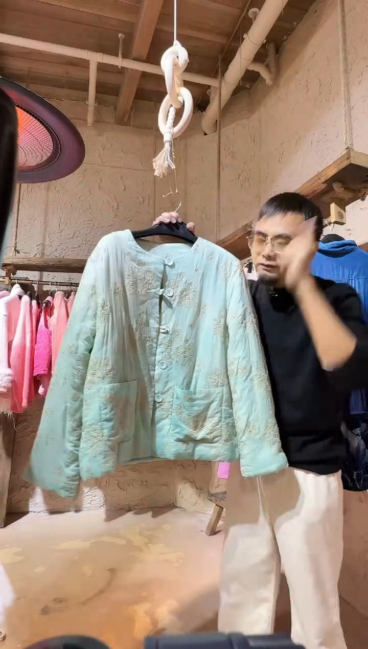 蓝染植物染苎麻棉服