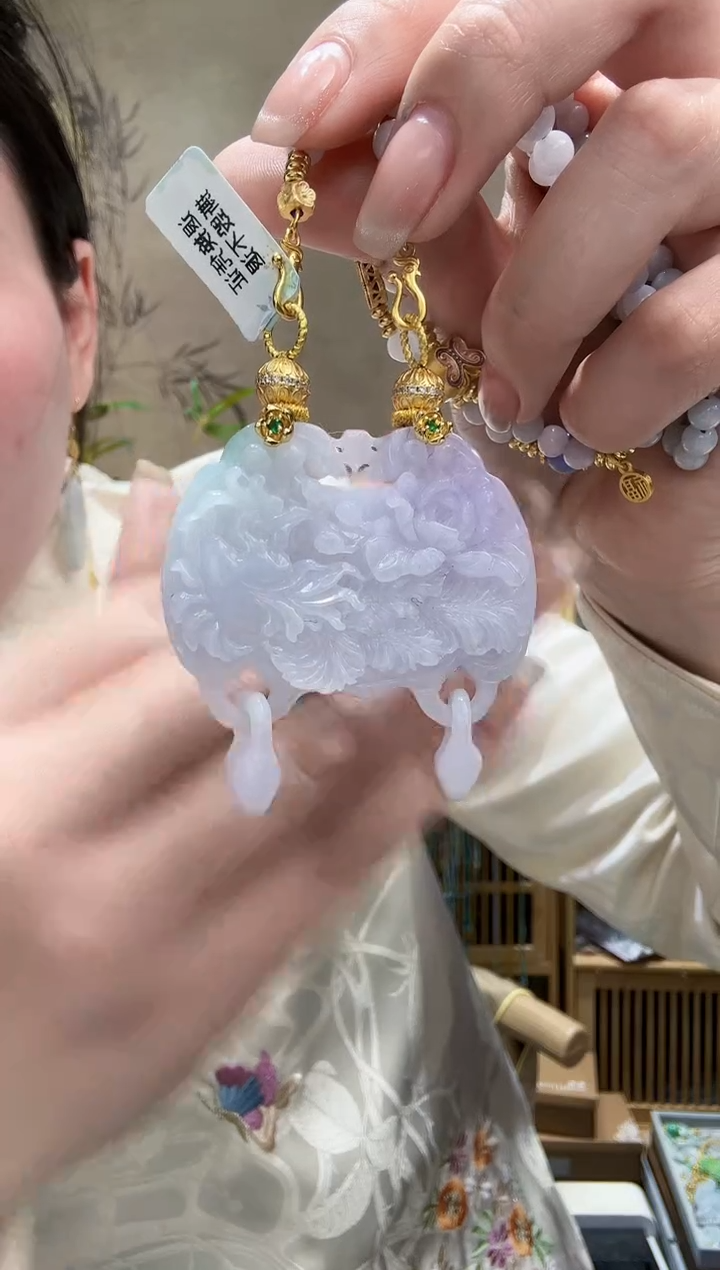 【闪购商品】翡翠颈饰未镶嵌吊坠