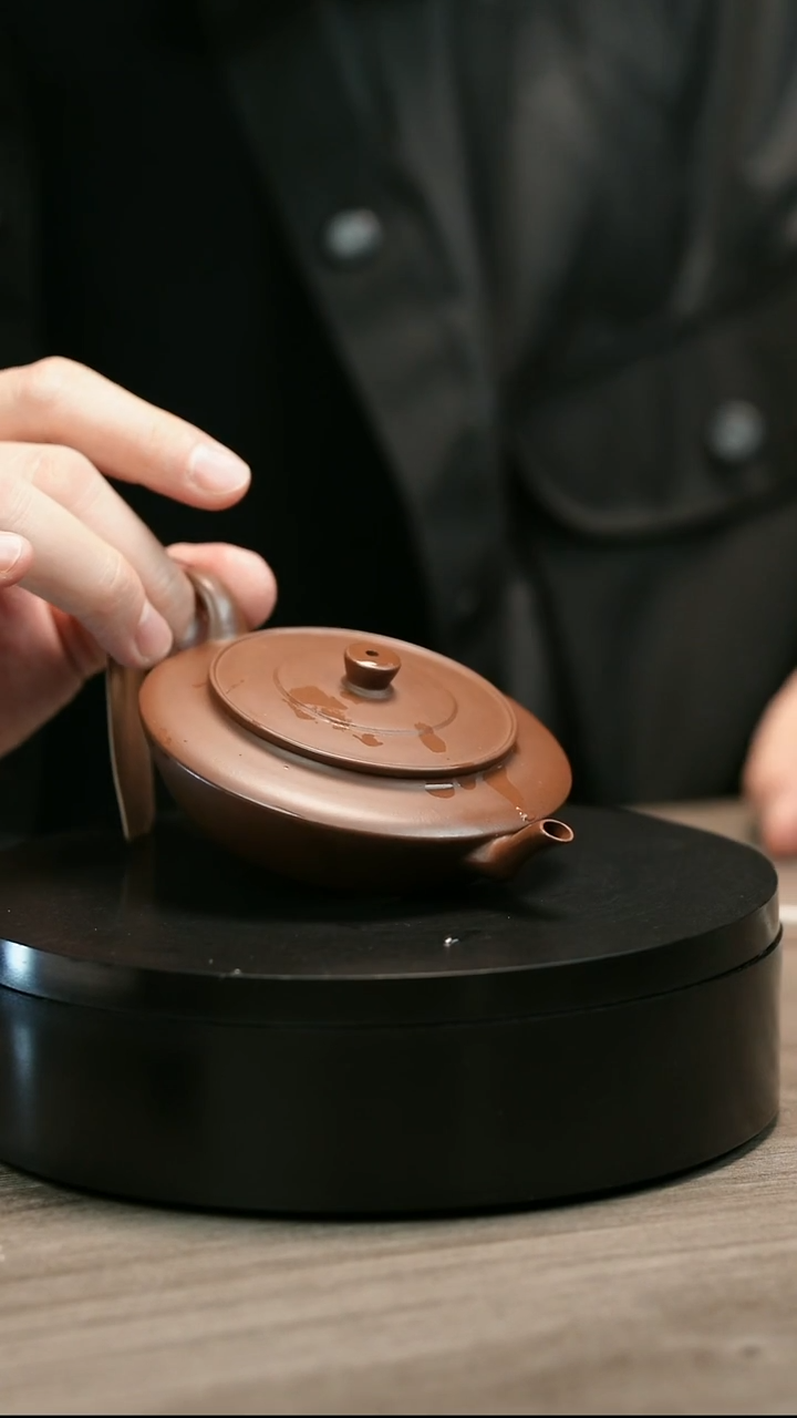 茶壶紫砂小*金H2451赵信军底槽青扁莲