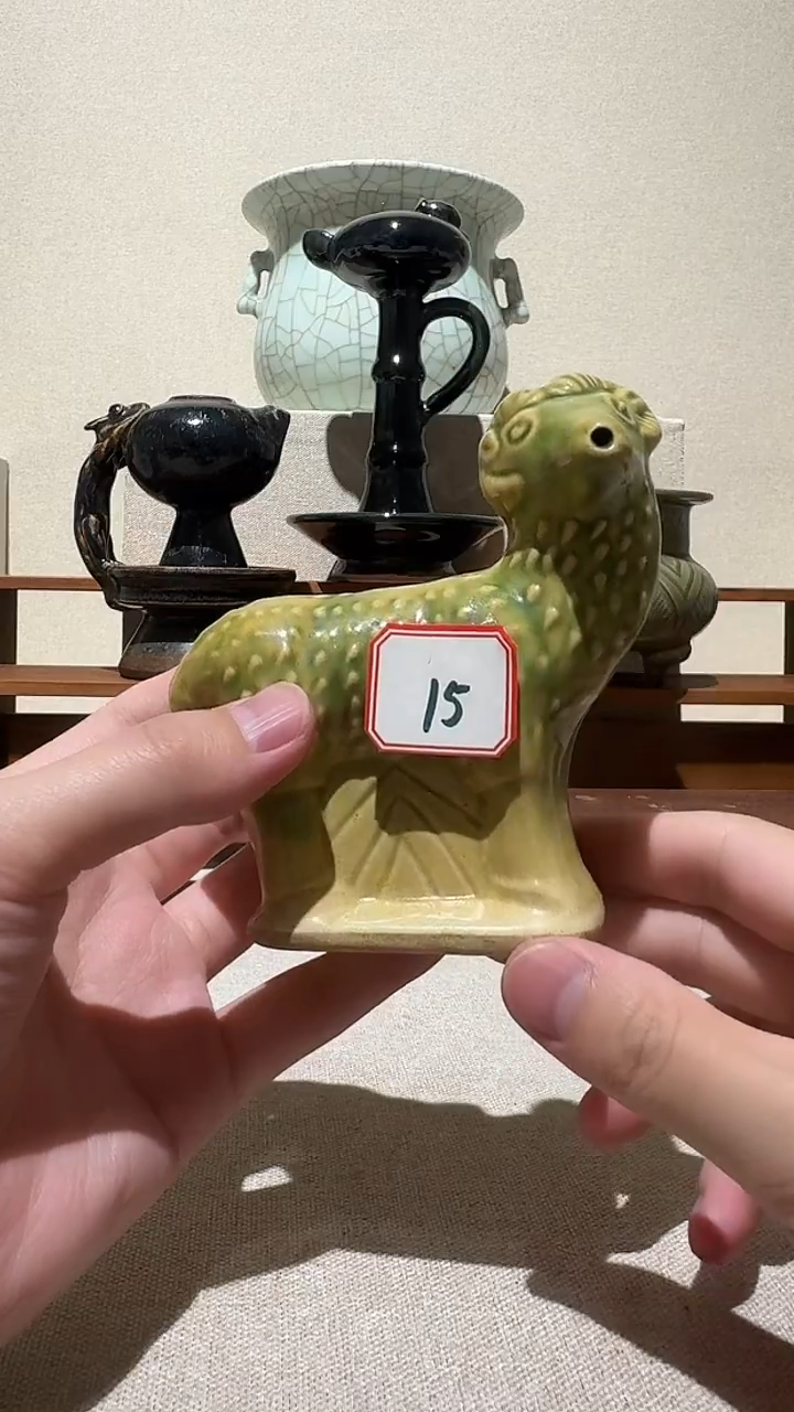 摆件              