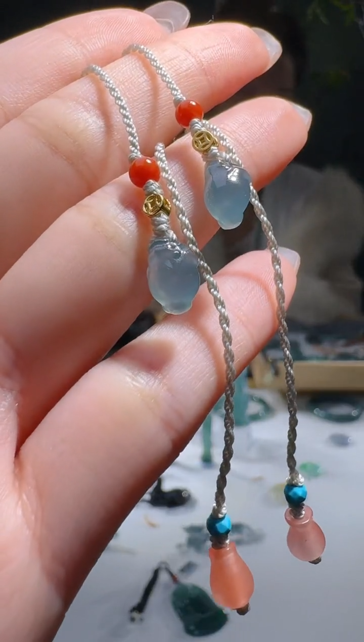 【闪购商品】翡翠颈饰未镶嵌天然A货翡翠多样性发1金蝉手机挂