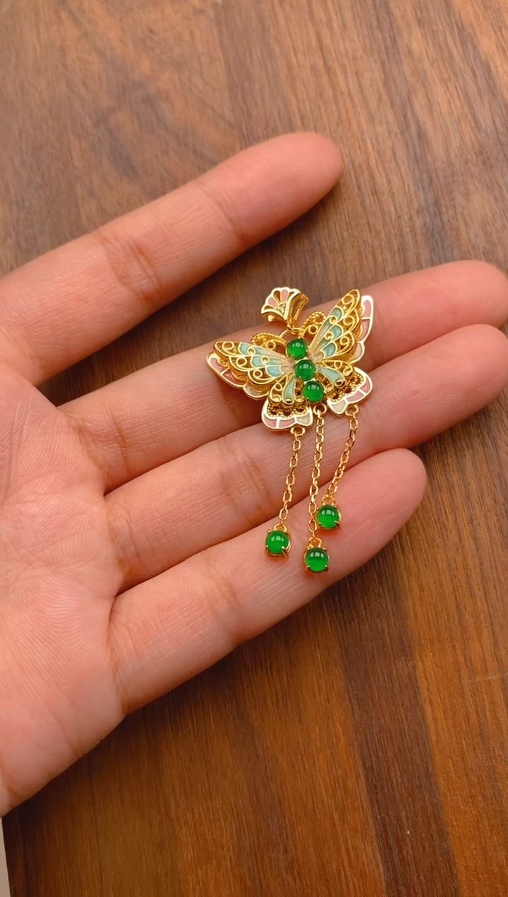 【闪购商品】翡翠吊坠(不含链)银S925镶嵌蝴蝶吊坠