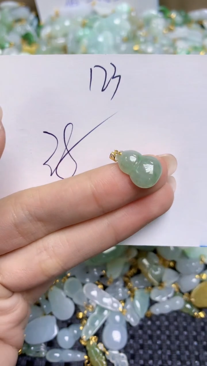 【闪购商品】翡翠颈饰18K金镶嵌天然缅甸A货翡翠