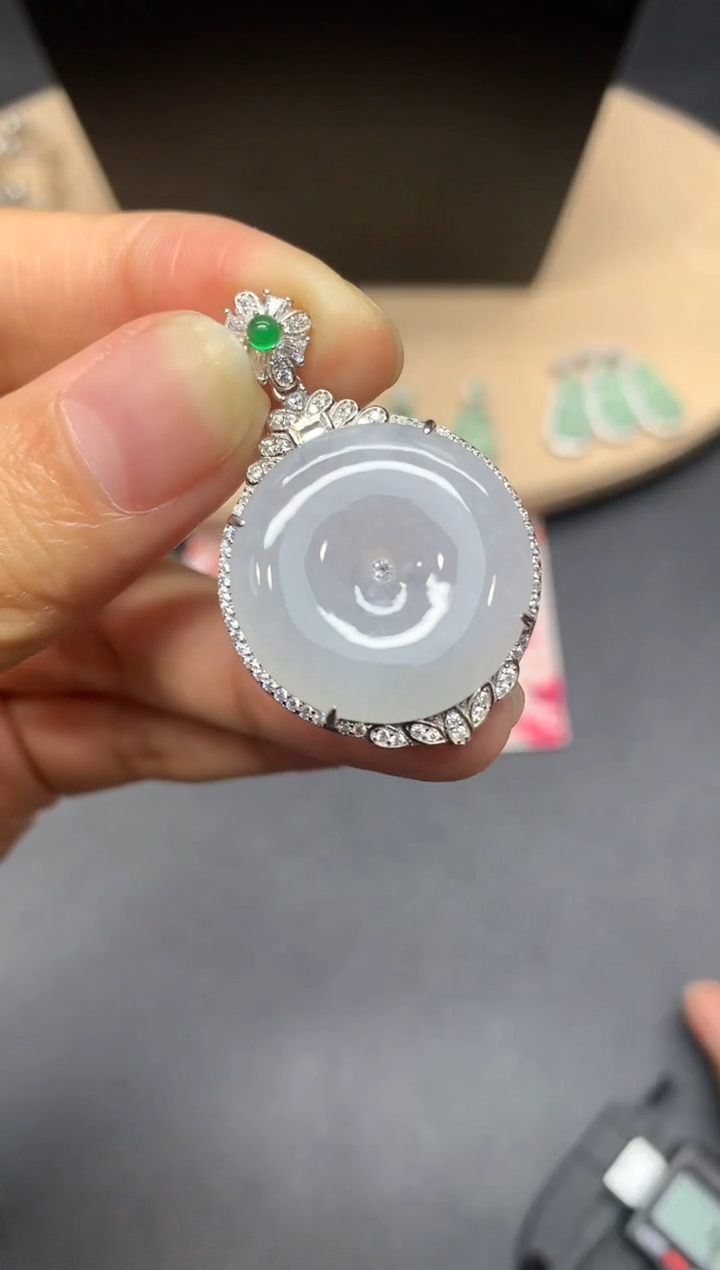 【闪购商品】翡翠吊坠(不含链)银S925镶嵌平安扣【多样性发其一】