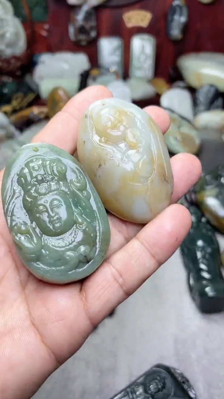 和田玉未镶嵌把件2