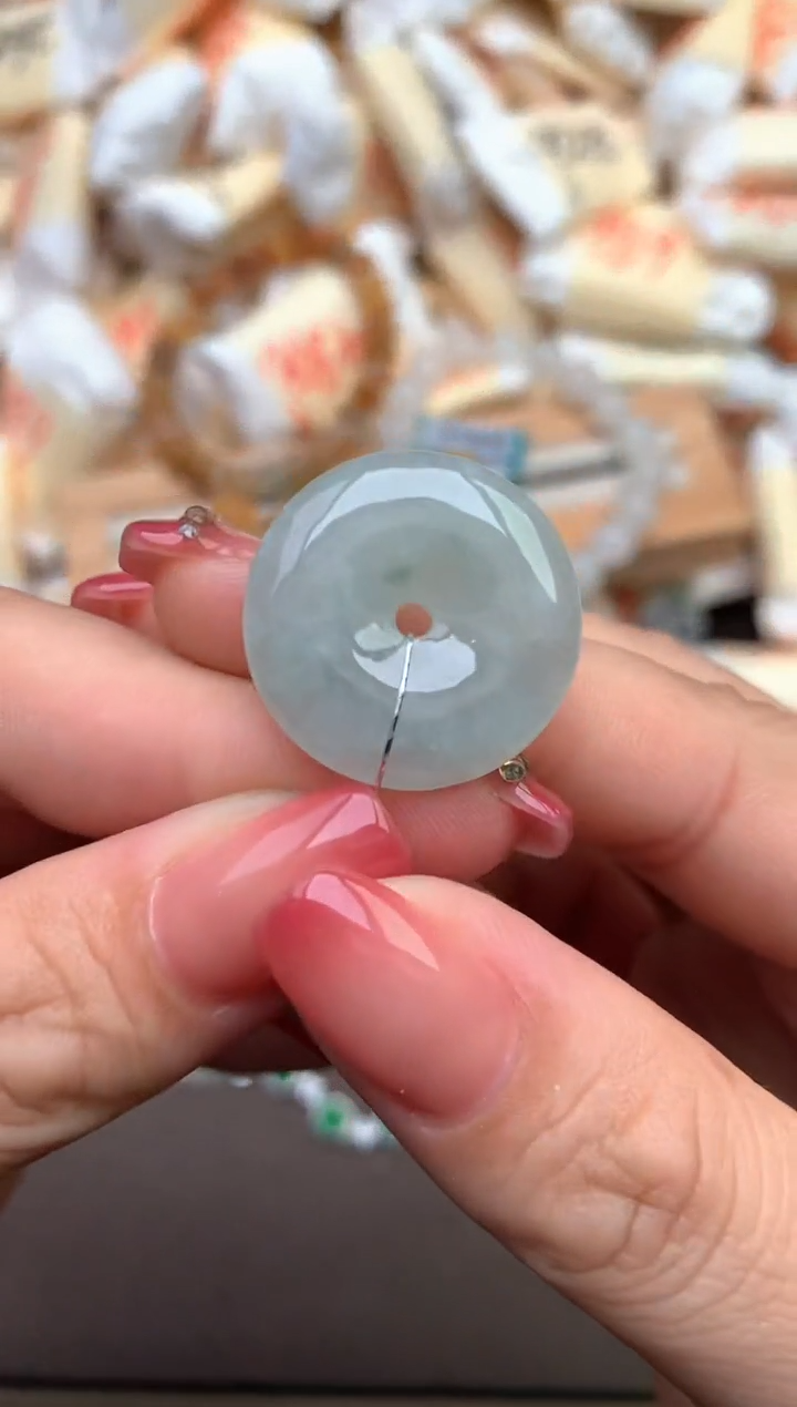 【闪购商品】翡翠未镶嵌颈饰—