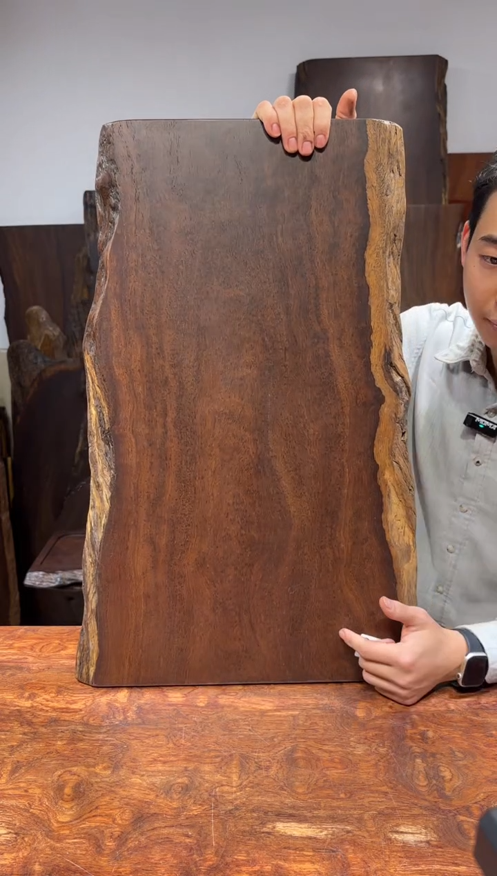 风车木（黑檀木）尺寸68*40*2.8编号862