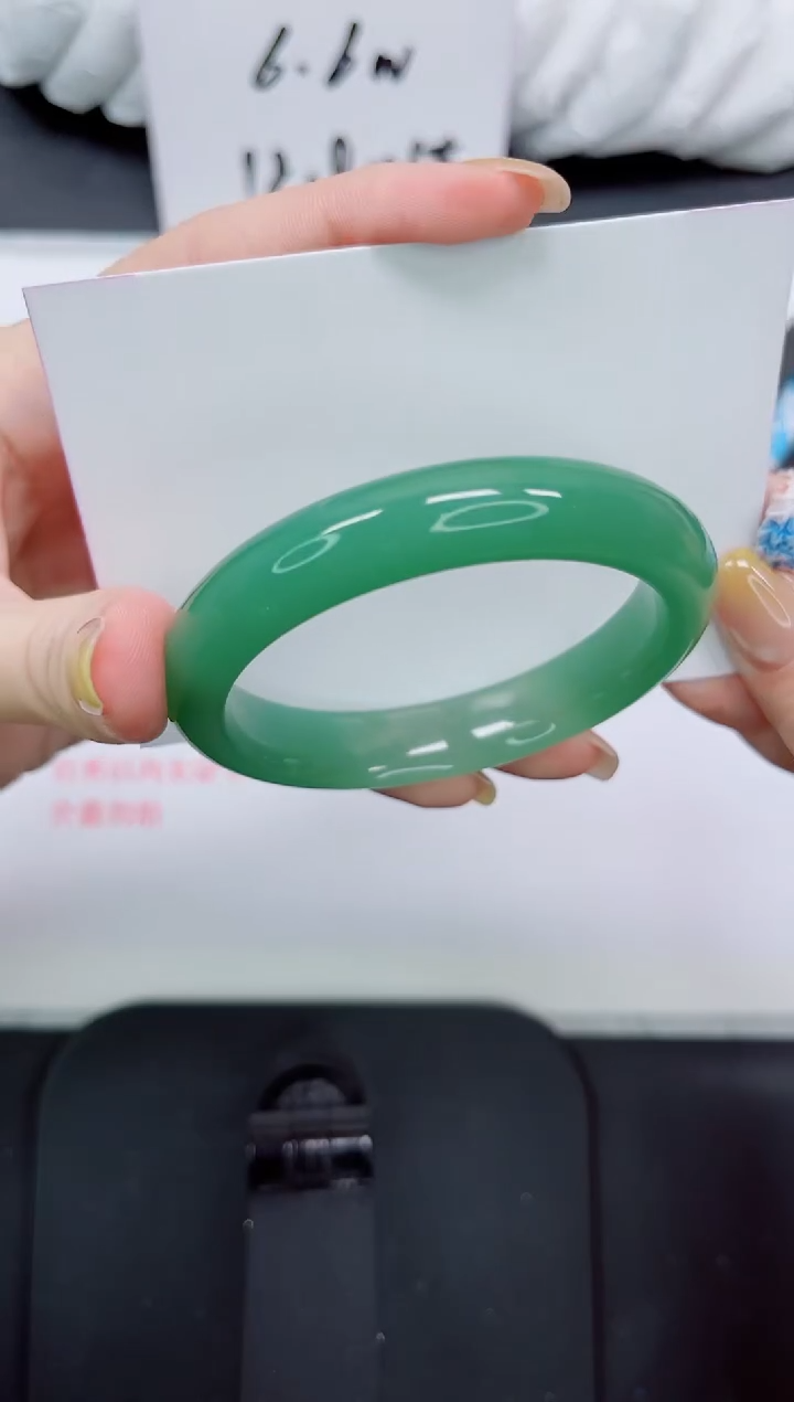 石英质玉手镯未镶嵌349