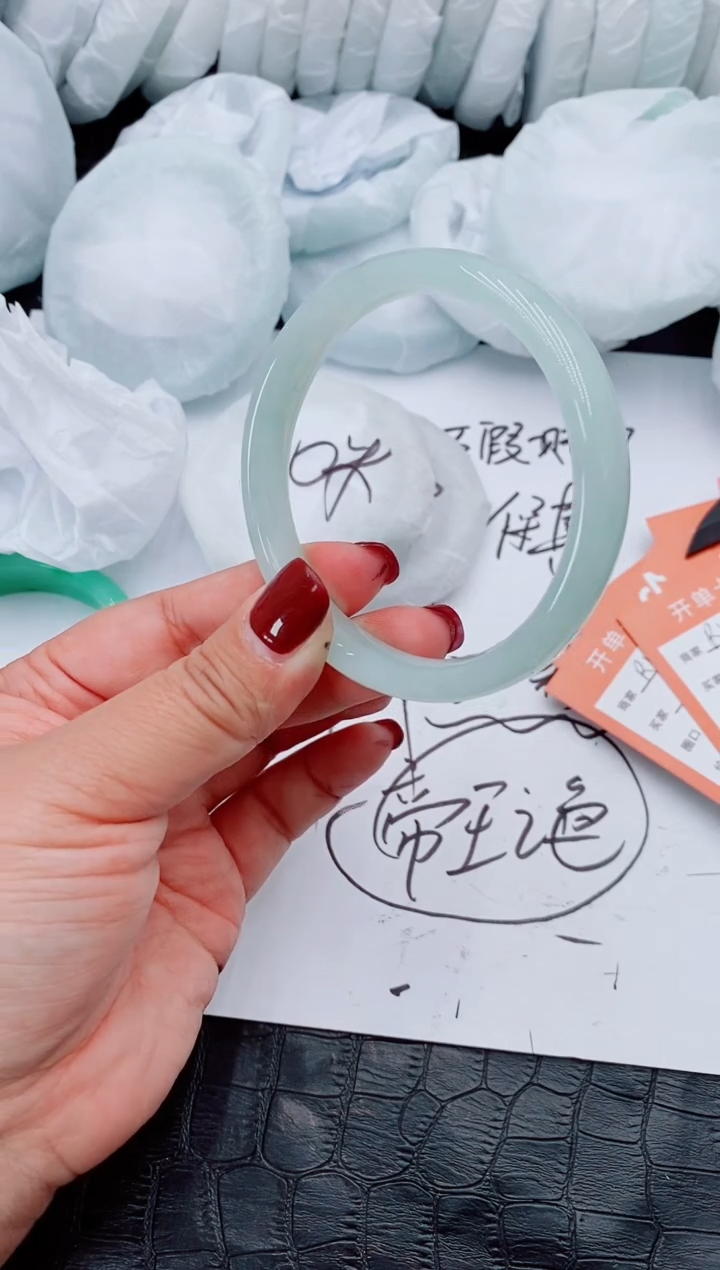 【闪购商品】石英质玉手镯未镶嵌R171-60/61