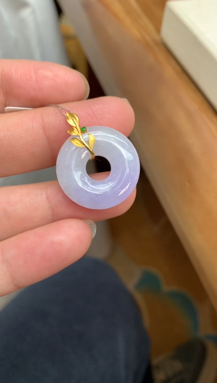 【闪购商品】翡翠颈饰18K金镶嵌甜甜圈