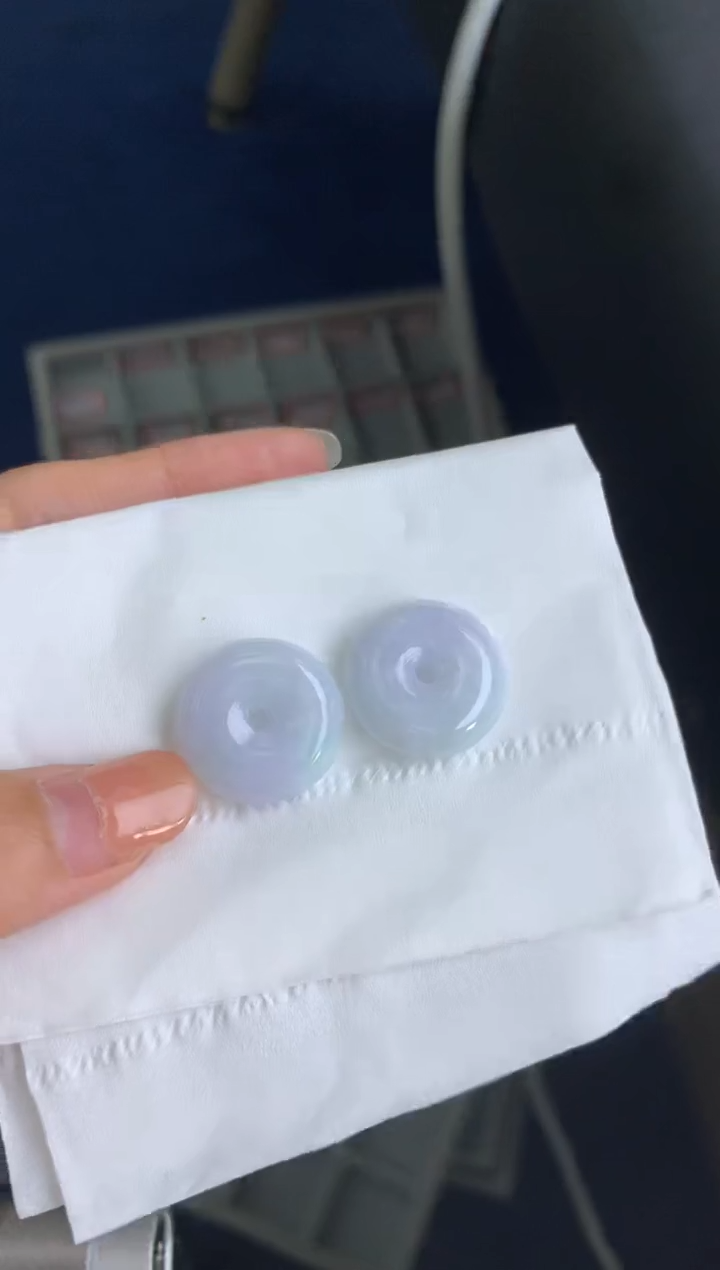 定制翡翠未镶嵌翡翠多样性发一