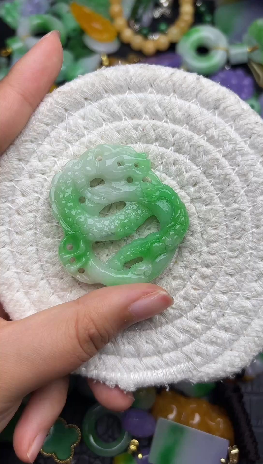 颈饰未镶嵌翡翠缅甸翡翠吊坠