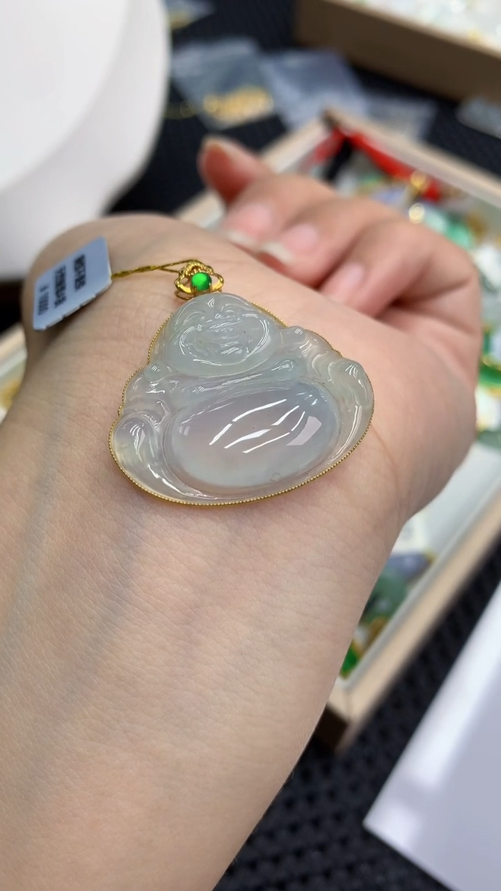 【闪购商品】翡翠颈饰18K金镶嵌            8