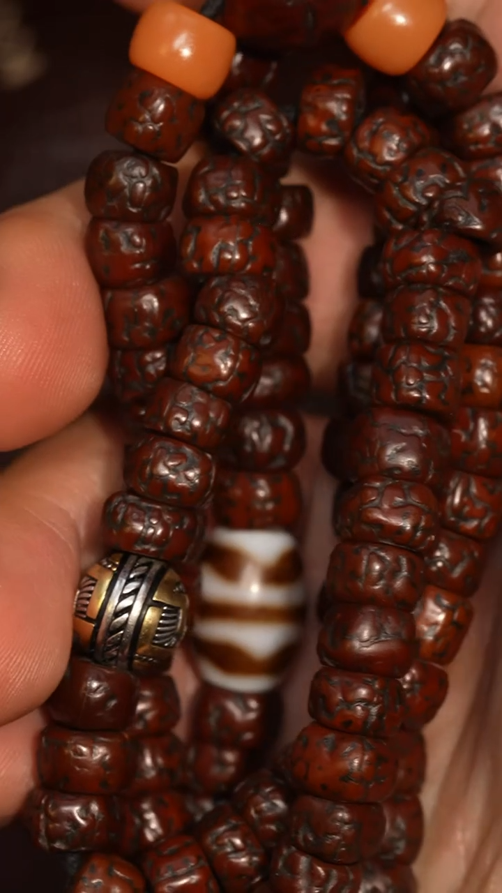 冲赛康胡子哥，藏传念珠135