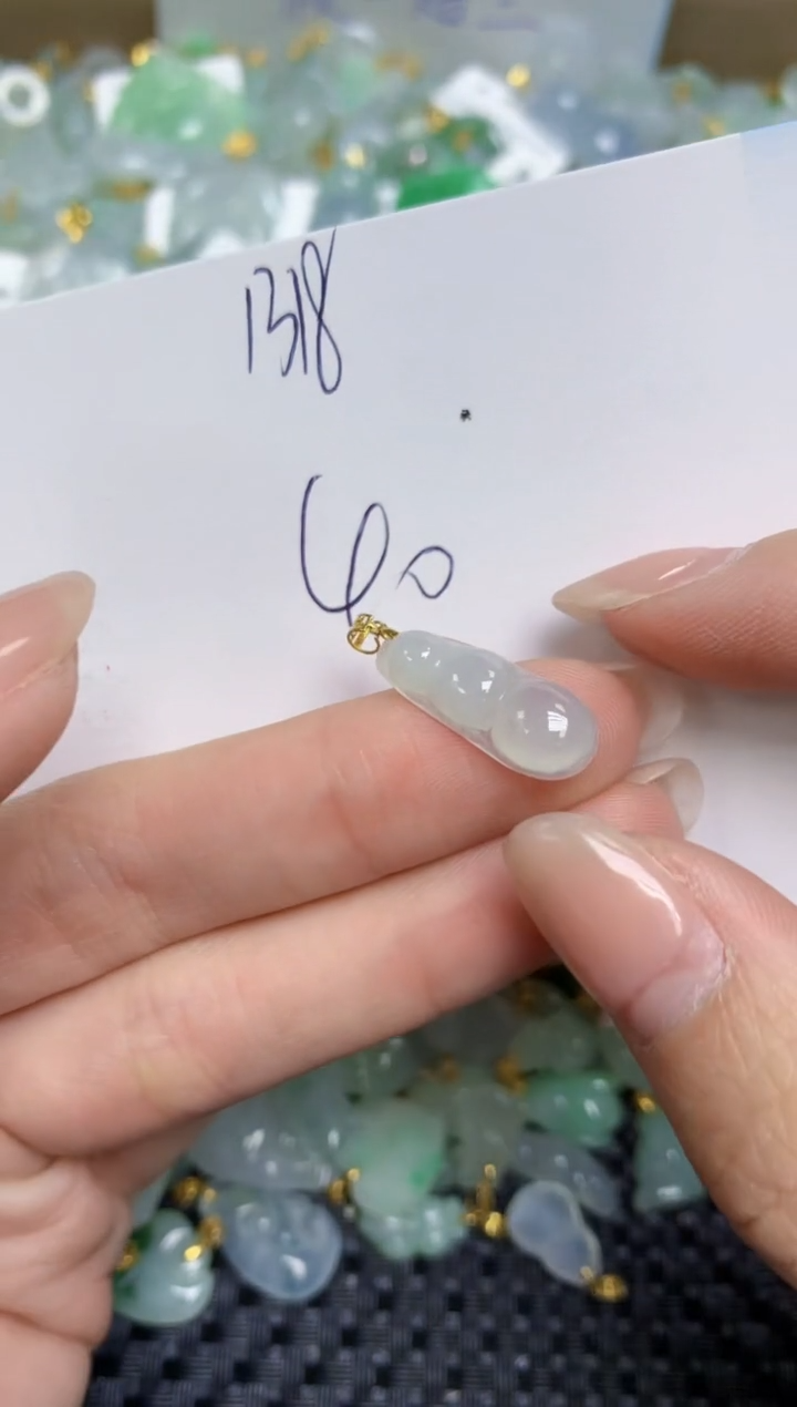 【闪购商品】翡翠颈饰18K金镶嵌天然缅甸A货翡翠