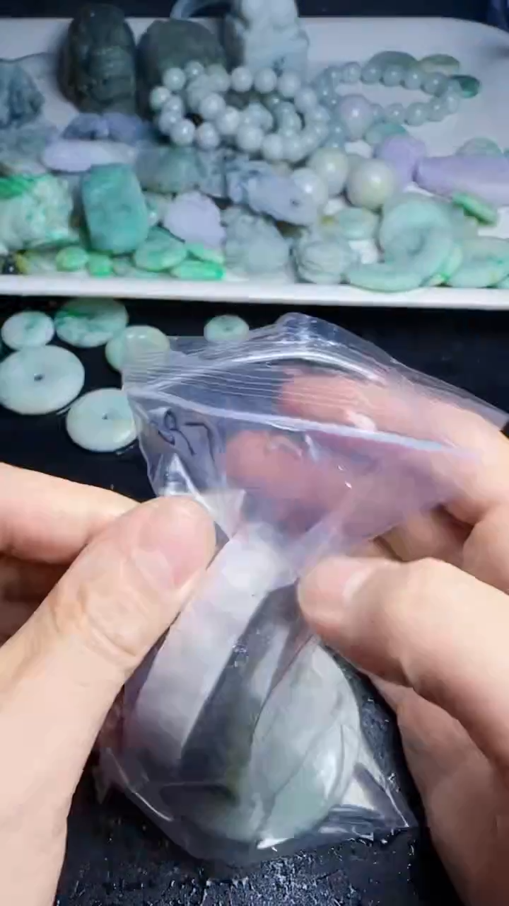 颈饰未镶嵌翡翠097