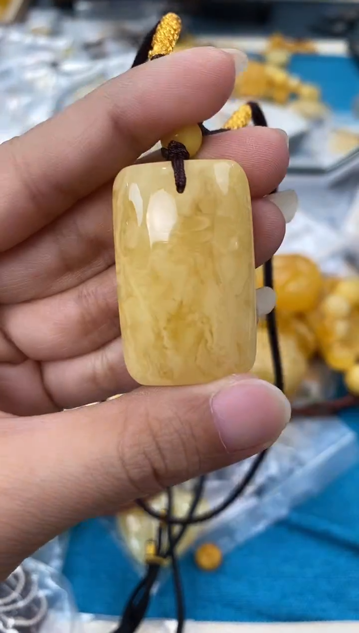 未镶嵌琥珀裸石天然琥珀蜜蜡