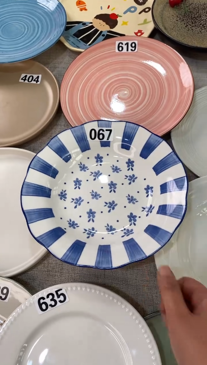 瓷067微瑕不介意拍