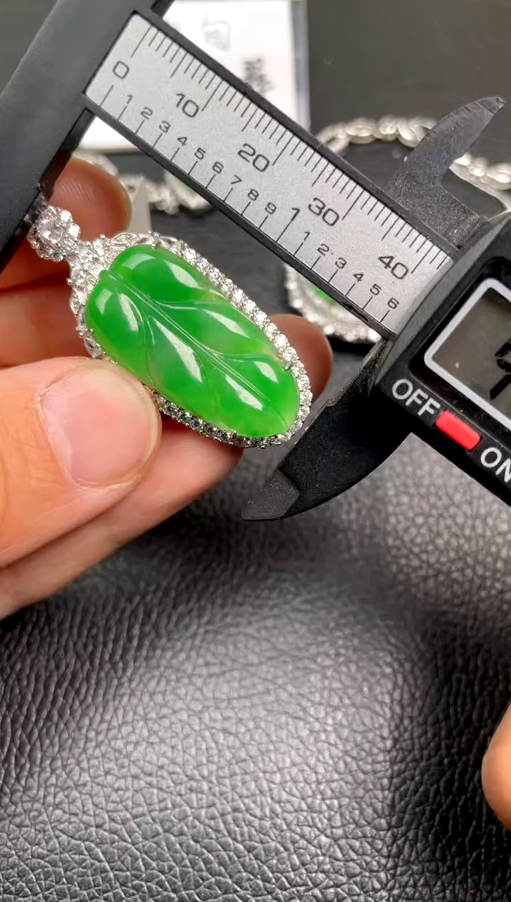 【闪购商品】翡翠吊坠(不含链)银S925镶嵌吊坠