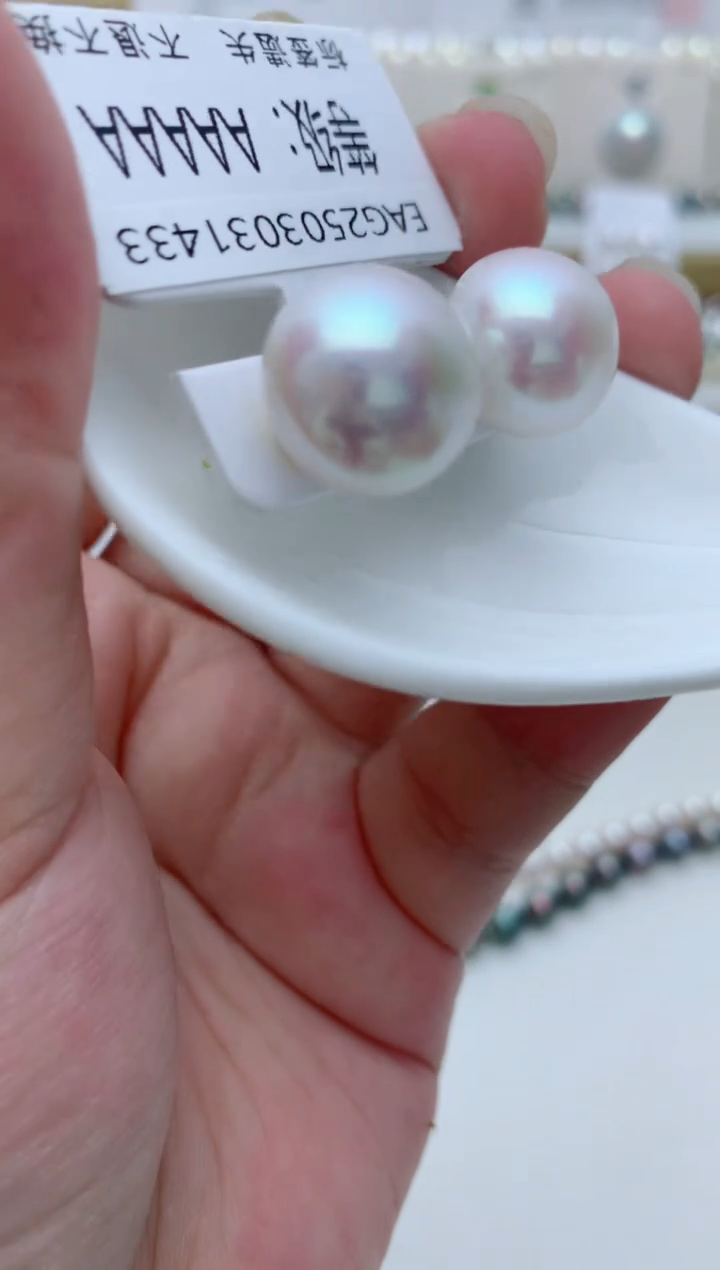 银S925镶嵌淡水珍珠耳饰q25