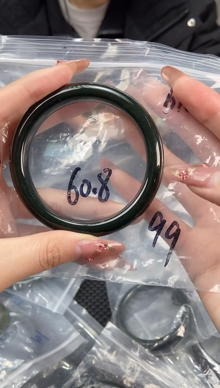 【闪购商品】和田玉手镯未镶嵌天然和田玉610