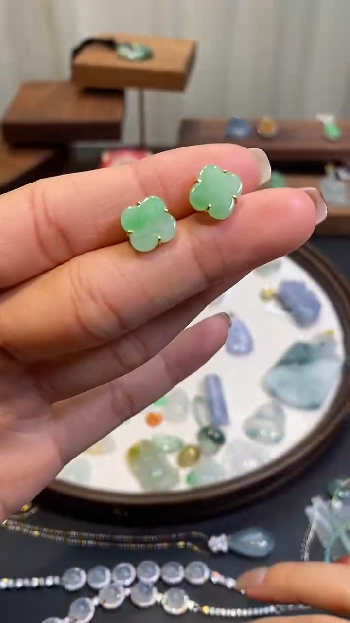 【闪购商品】翡翠耳饰18K金镶嵌耳饰