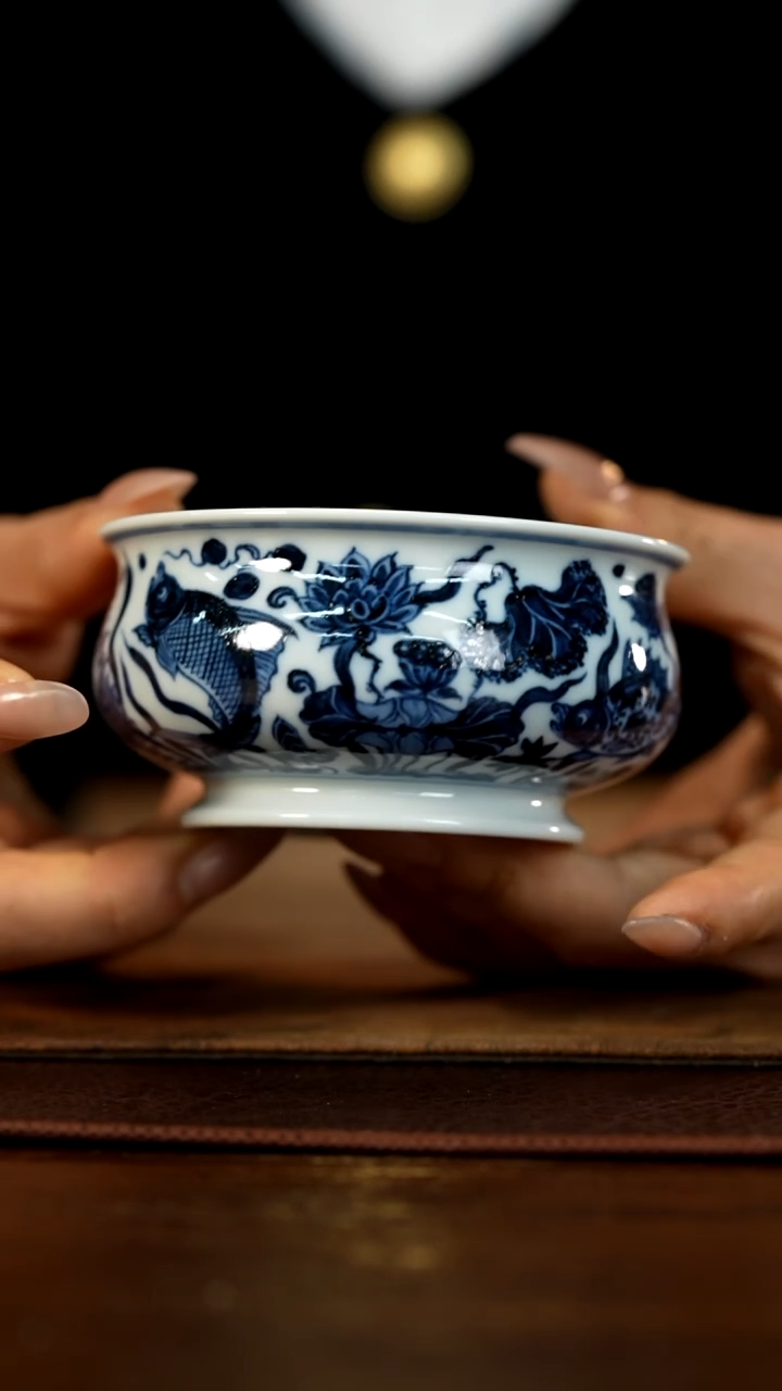 【闪购商品】青花鱼藻纹矮炉式杯