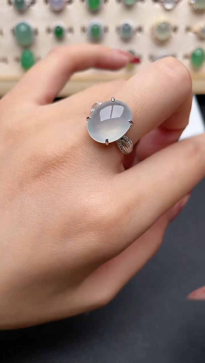 【闪购商品】翡翠戒指银S925镶嵌一物一证一礼盒