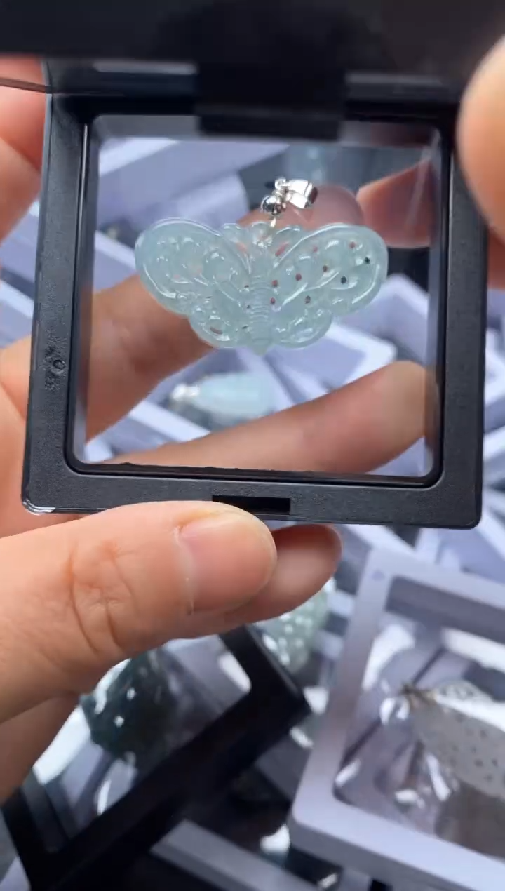 【闪购商品】翡翠吊坠(不含链)未镶嵌39772