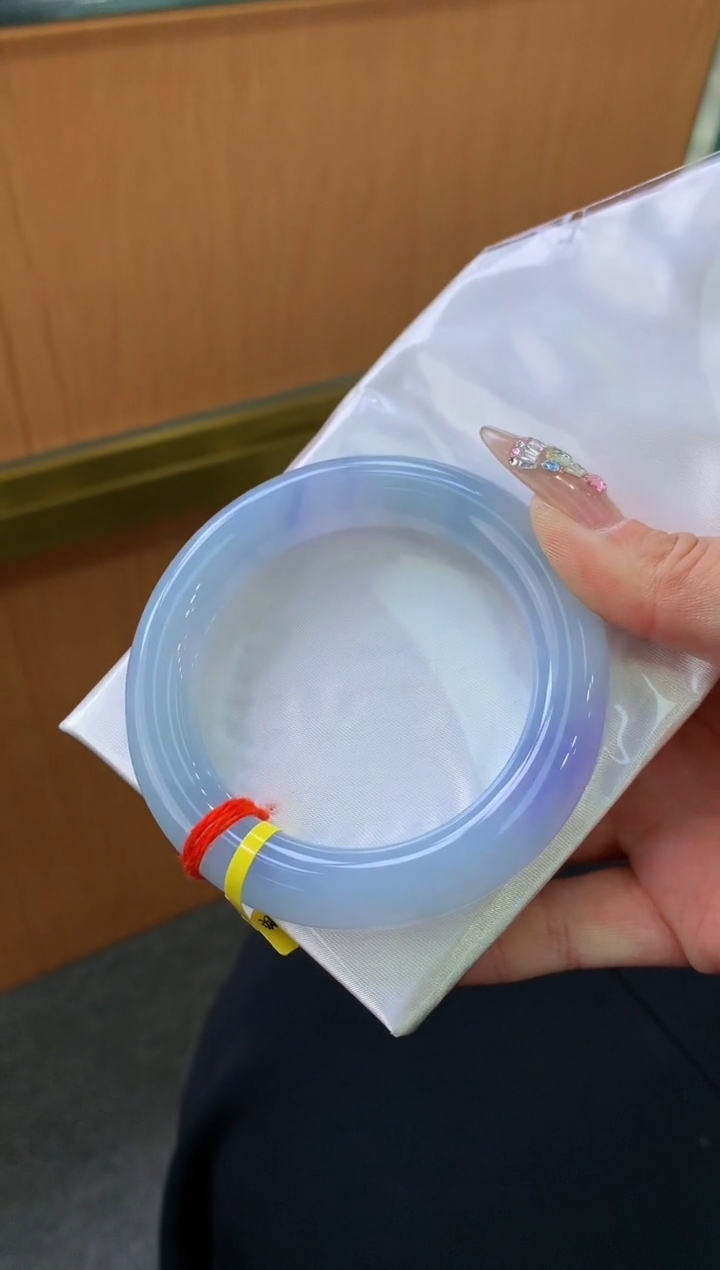 未镶嵌手镯翡翠-F215-圆条56.3-全款8.8万-定金2万