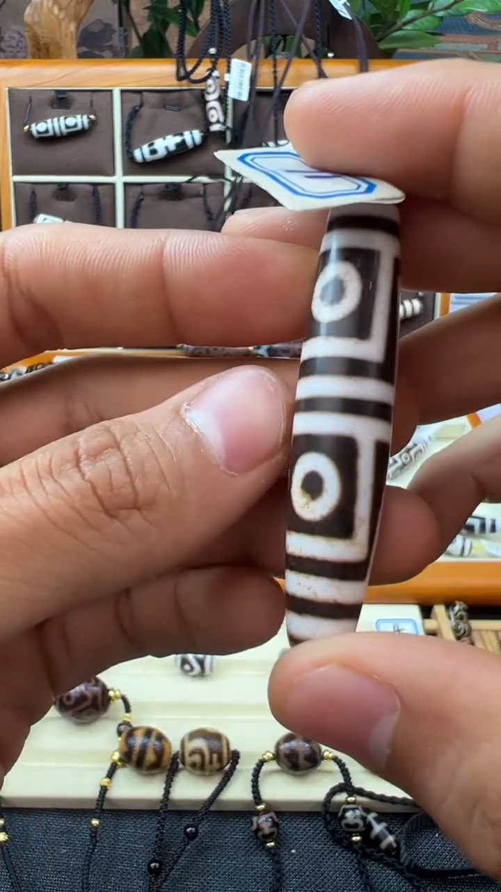 未镶嵌颈饰玛瑙/玉髓（覆膜）38.