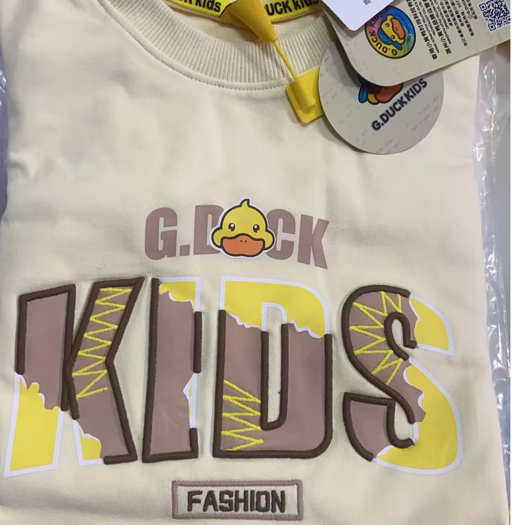 商场撤柜儿童时尚卫衣卫裤