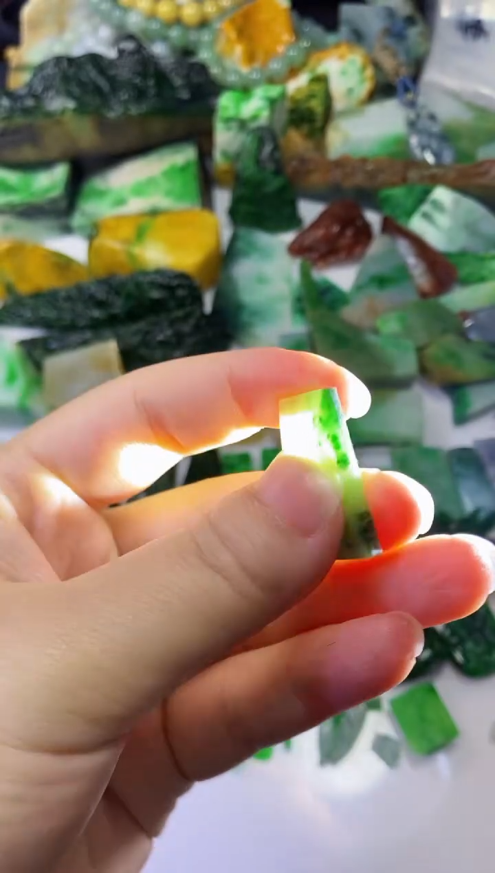 颈饰未镶嵌翡翠176天然翡翠