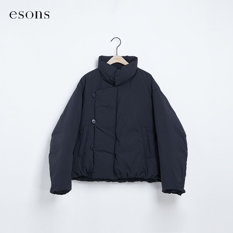 esons/爱城市2024冬季新款立领纽扣斜门襟廓形羽绒服35863620