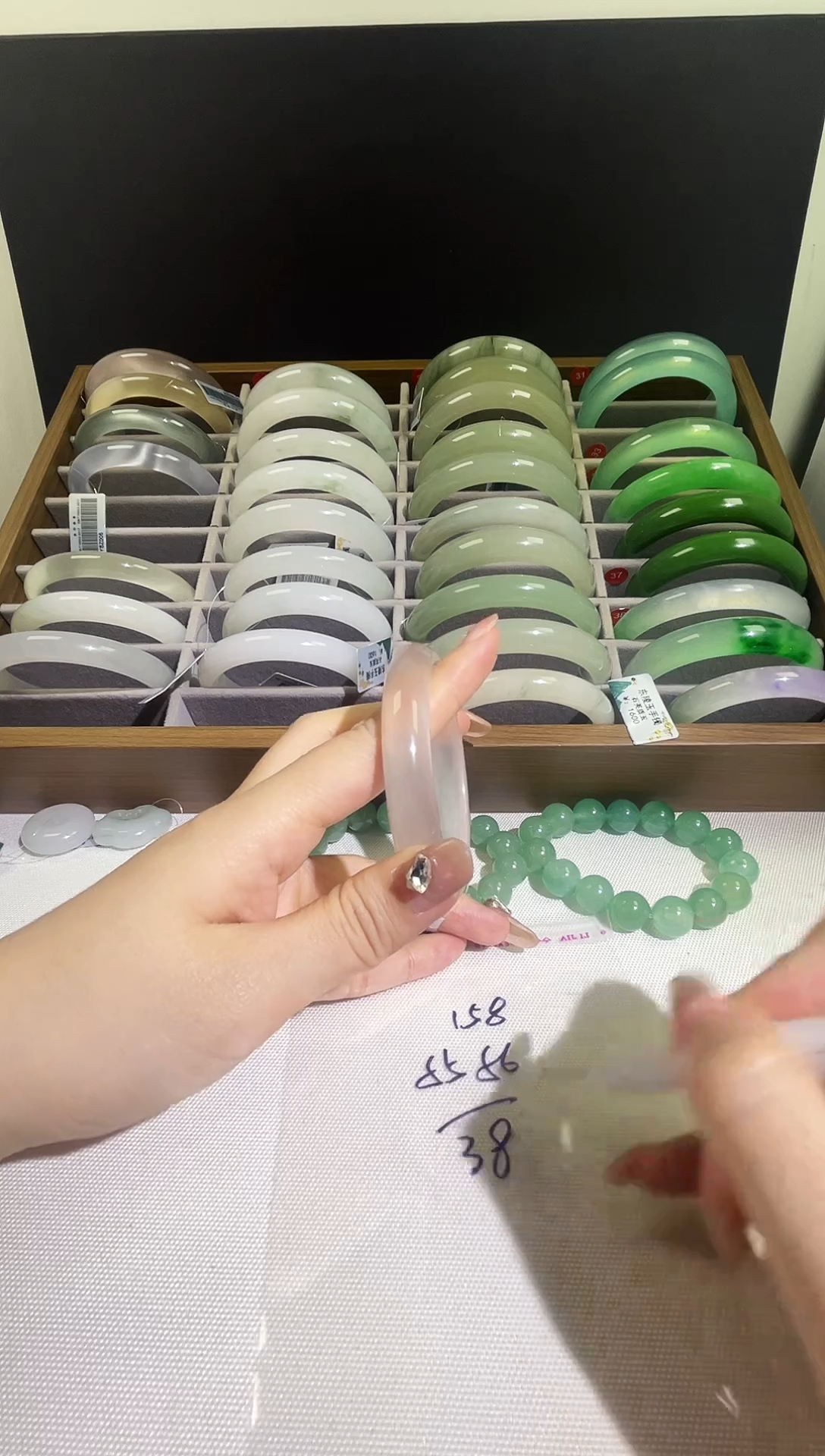 高冰时尚少女手镯