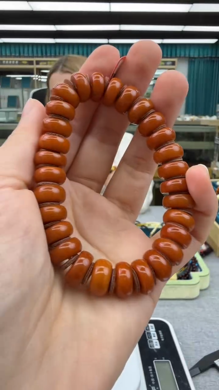 未镶嵌琥珀手链358秒拍号