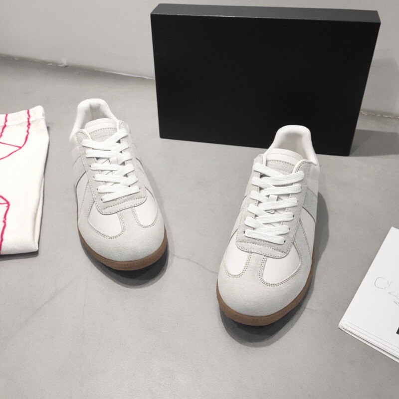 【韩俪专属】男女款牛皮德训鞋25549