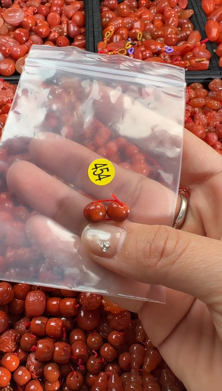 【闪购商品】南红玛瑙颈饰未镶嵌1