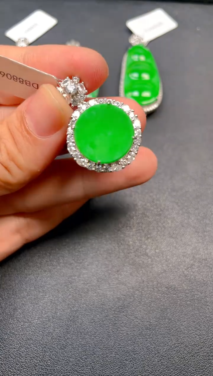 吊坠(不含链)银S925镶嵌翡翠吊坠