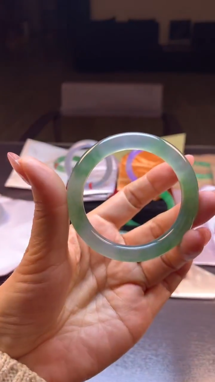 未镶嵌手镯（圆镯）翡翠缅甸天然翡翠A货手镯